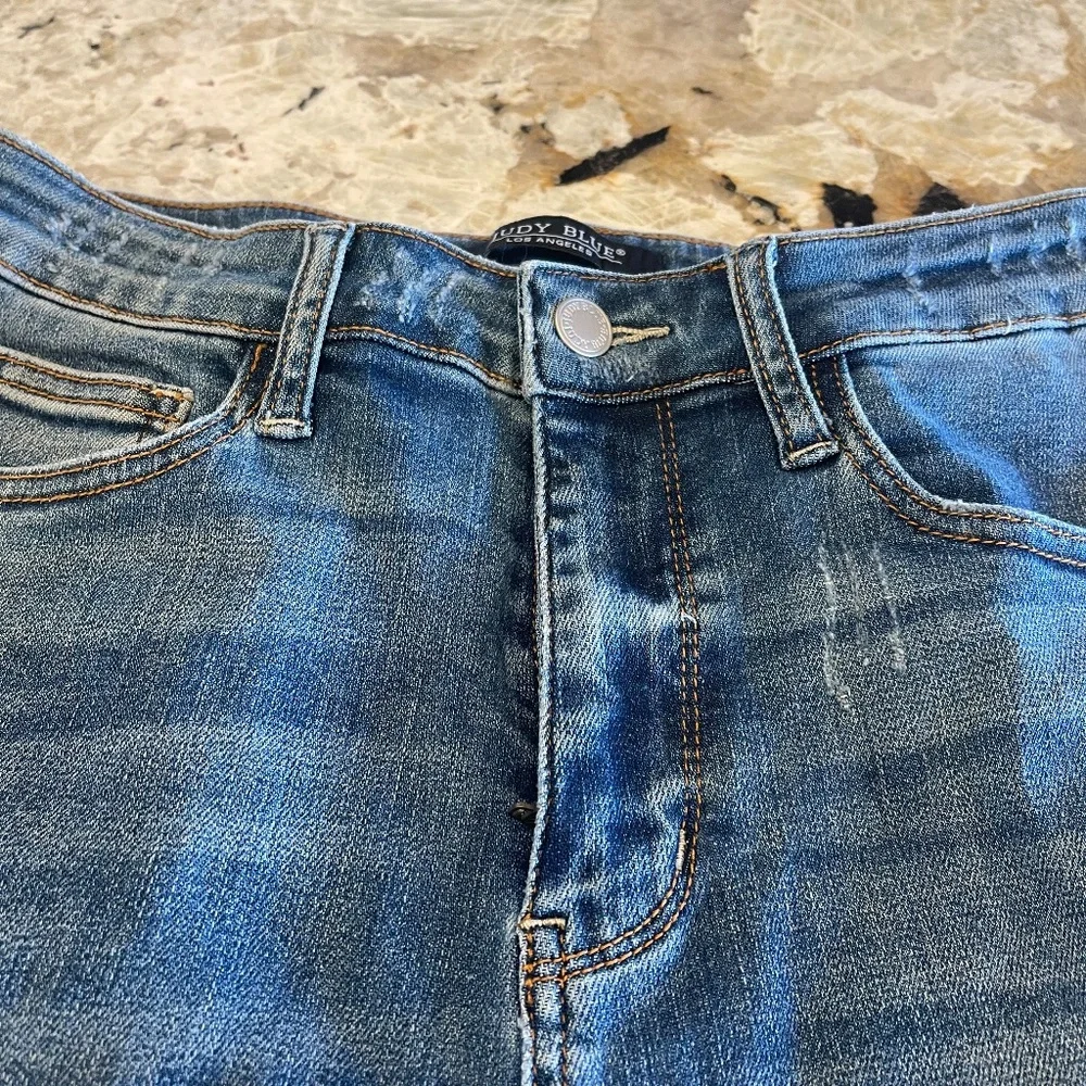 Judy Blue Relaxed Fit Jeans Women’s 9/29 Western Aztec Boho Southwest Embroidery - Picture 10 of 10